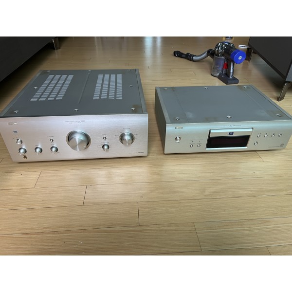 대논 PMA-2000AE 인티앰프 + DCD-2000AE CD플레이어 + 마란츠 HD-DAC1 DAC 세트입니다.